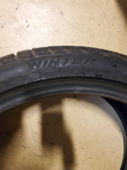 USED OS PIRELLI WINTER SOTTOZERO 3 N0 P 275 35 21 103V XL WINTER TIRE ‎2522700