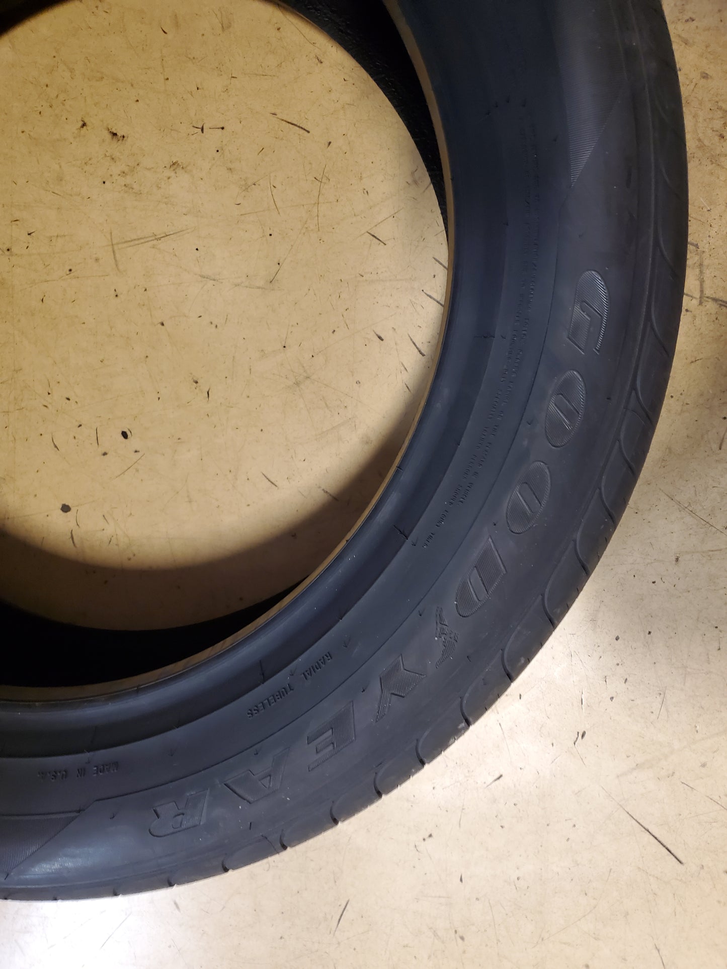 GOODYEAR EAGLE TOURING BSW P 235 55 20 102V ALL SEASON TIRE 102928387