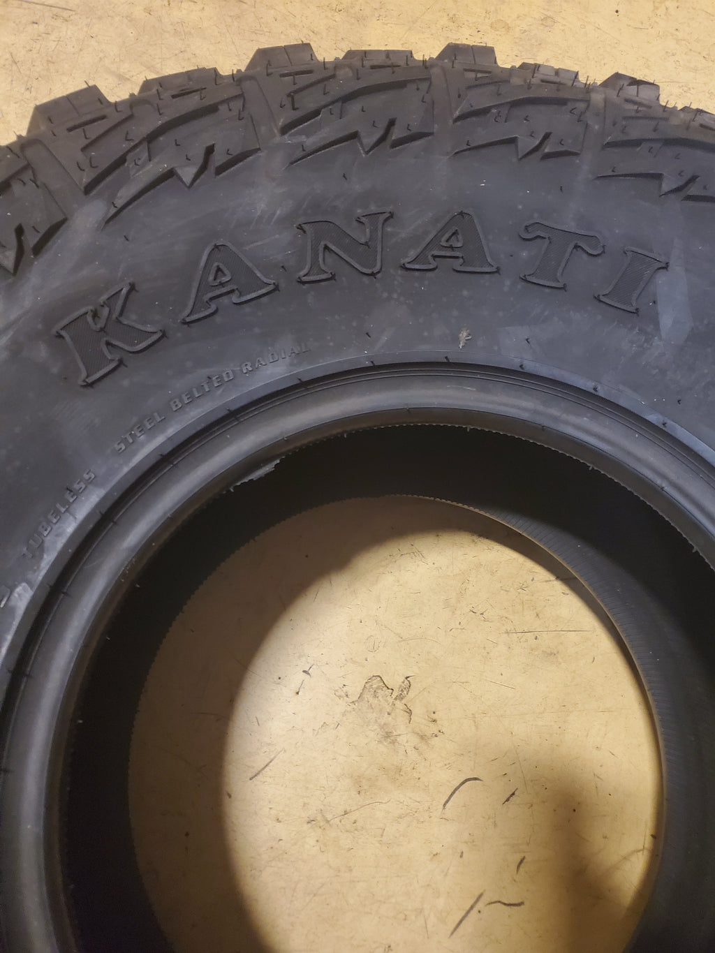 KANATI MUD HOG M/T BSW LT 35 12.5 15 113Q 6PLY MUD TIRE L1535125C
