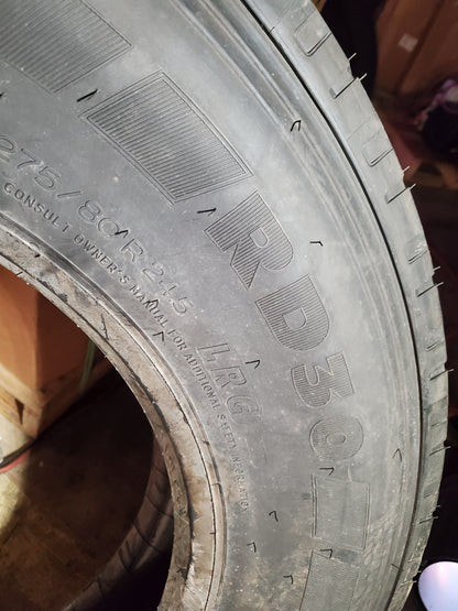 NOS UNIROYAL RD30 BSW LT 275 80 24.5 144/141L 14PLY DRIVE TIRE 92294