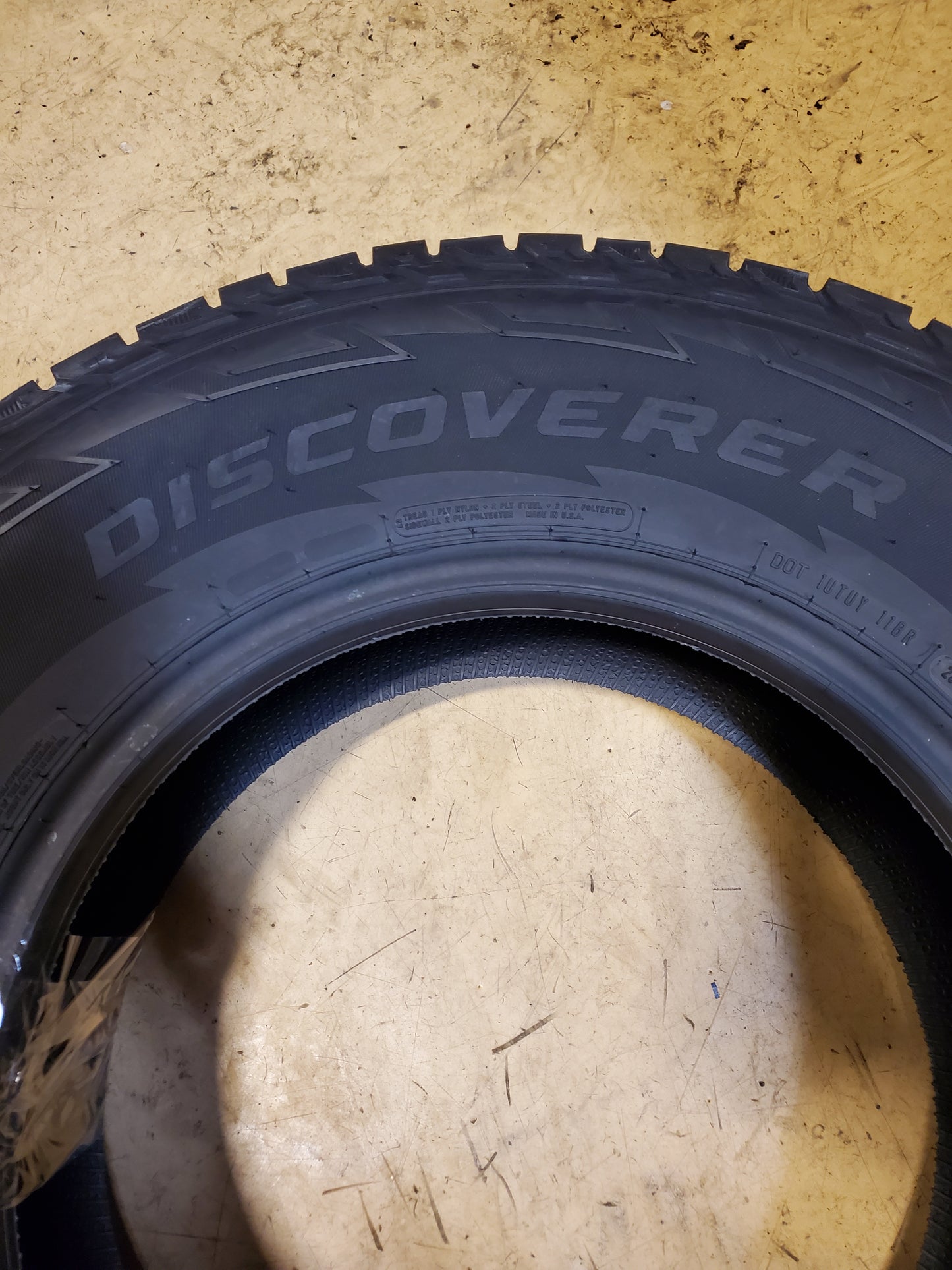 COOPER DISCOVERER ALL-TERRAIN BSW P 245 75 16 111T TIRE 90000097825