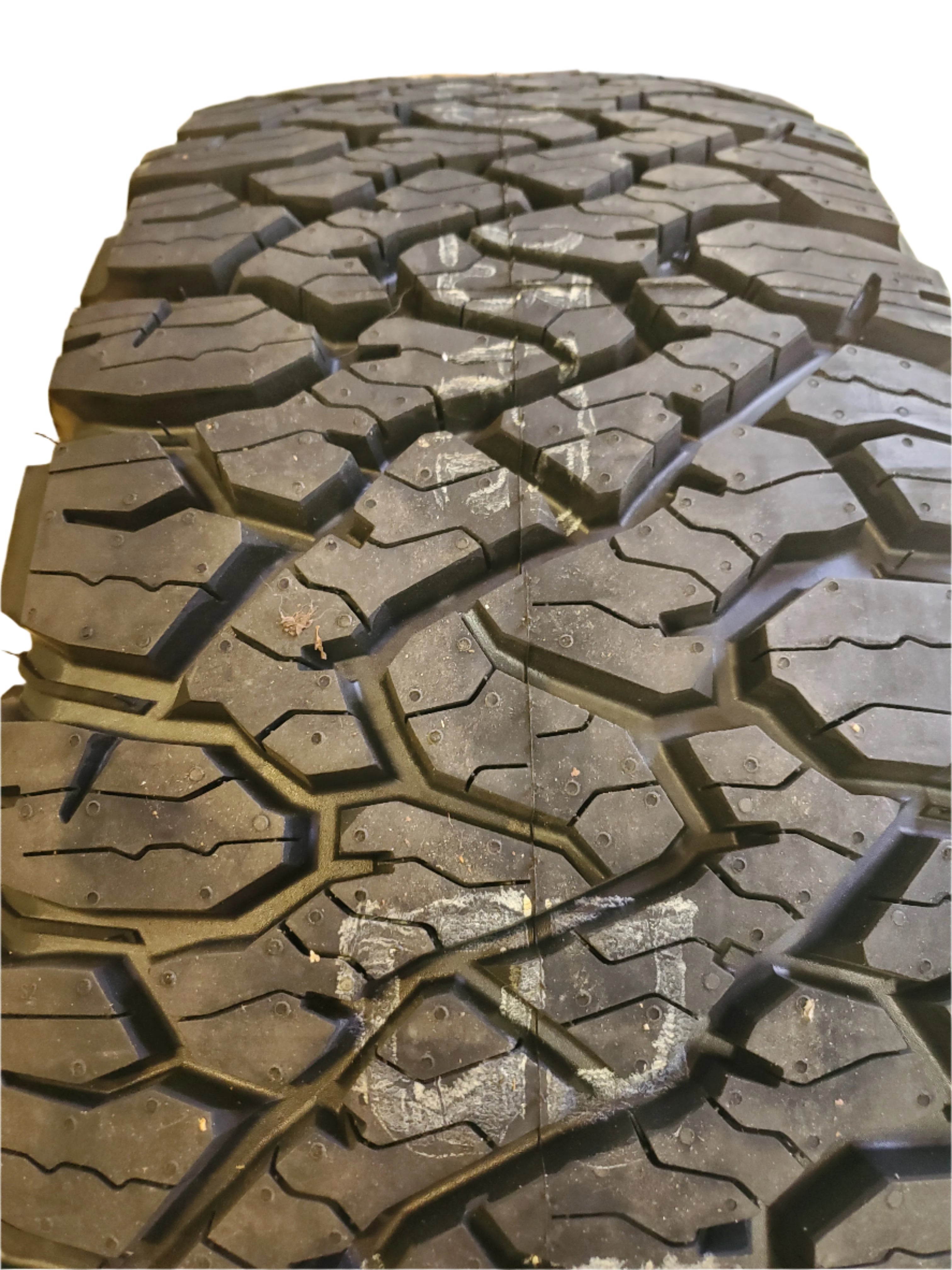 (KSL only) BFGOODRICH ALL-TERRAIN T/A KO3 RWL LT 285 70 17 126/123S 10PLY TIRE 19795