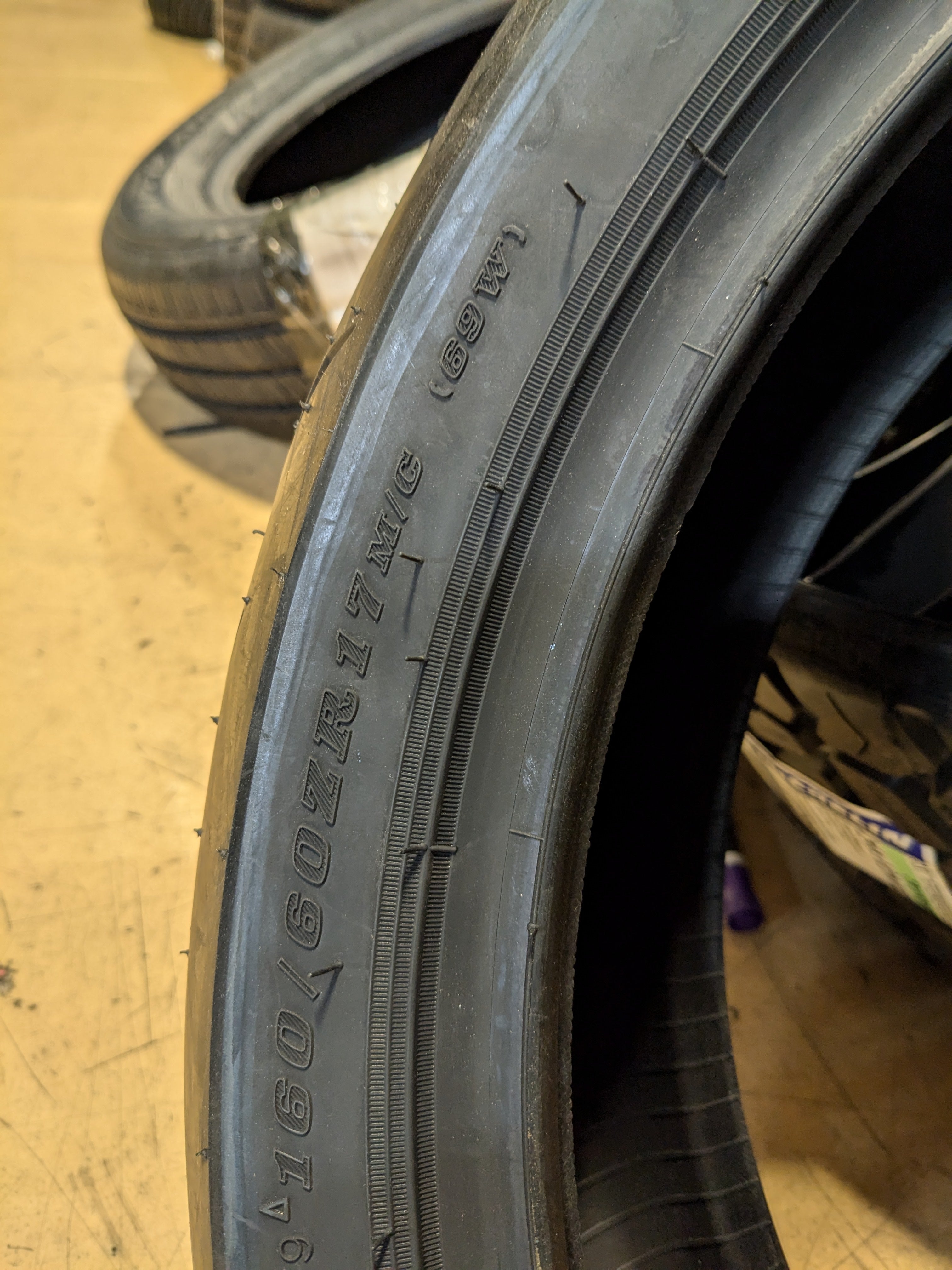 DUNLOP SPORTMAX Q5A BSW 160 60 17 69W REAR MOTORCYCLE TIRE 45274205