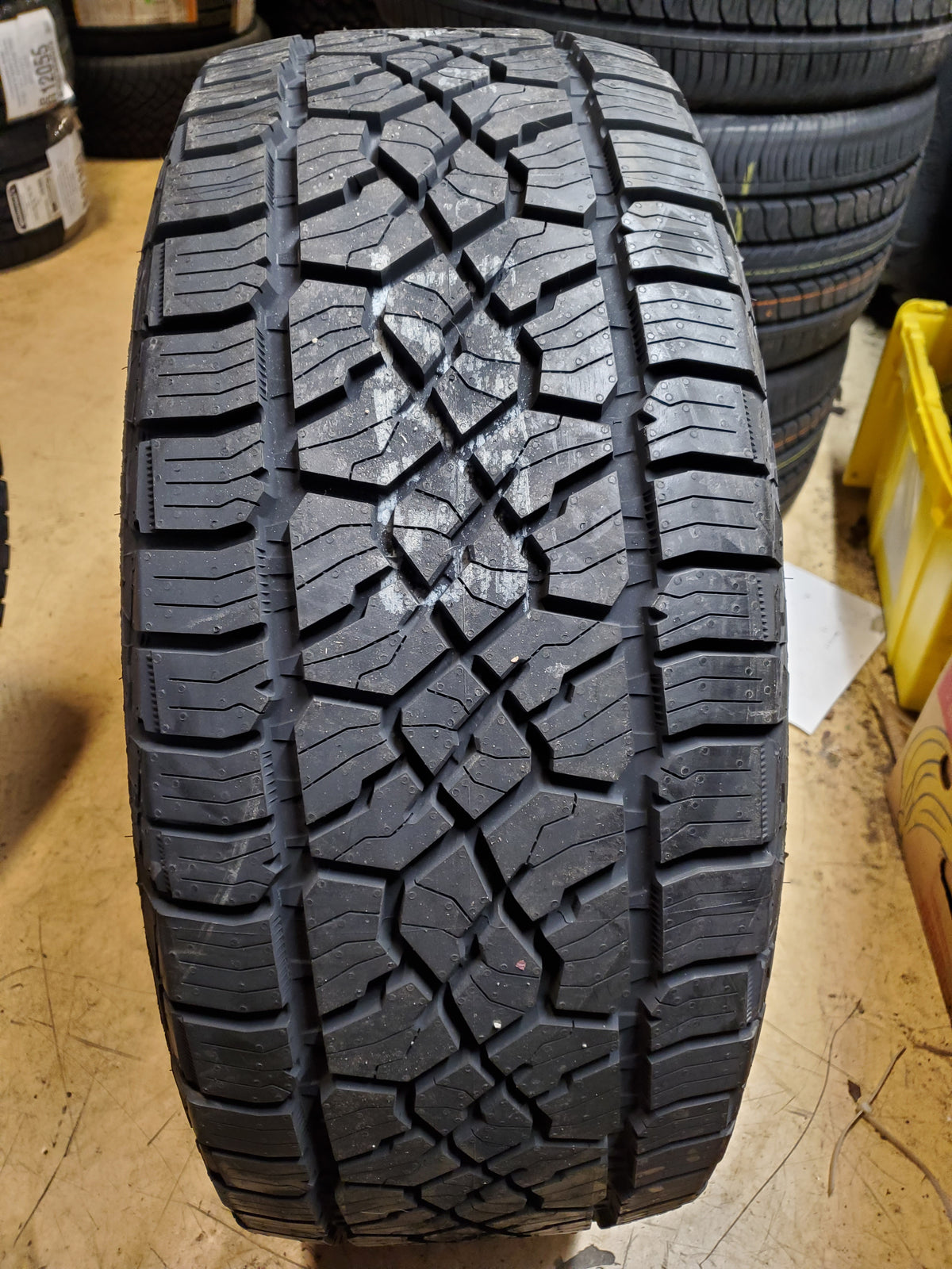 2 MASTERCRAFT COURSER TRAIL BSW P 265 50 20 111T XL ALL TERRAIN TIRE 177126008