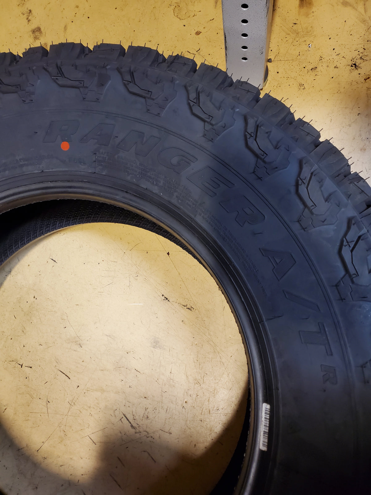 THUNDERER RANGER A/TR BSW LT 275 70 18 125/122S 10PLY ALL TERRAIN TIRE TH1078