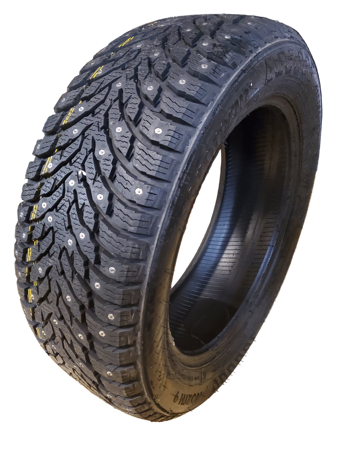 NOKIAN NORDMAN NORTH 9 STUDDED BSW P 215 55 17 98T XL WINTER TIRE T432905