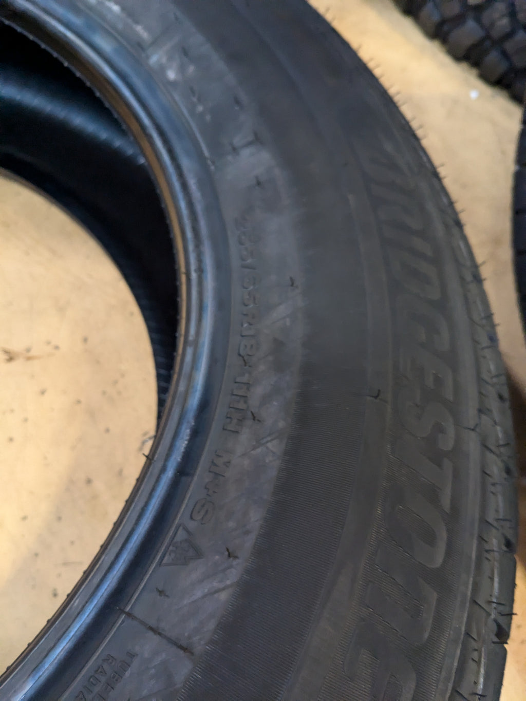 2 BRIDGESTONE WEATHERPEAK P 255 65 18 111H SL ALL WEATHER TIRES 009669