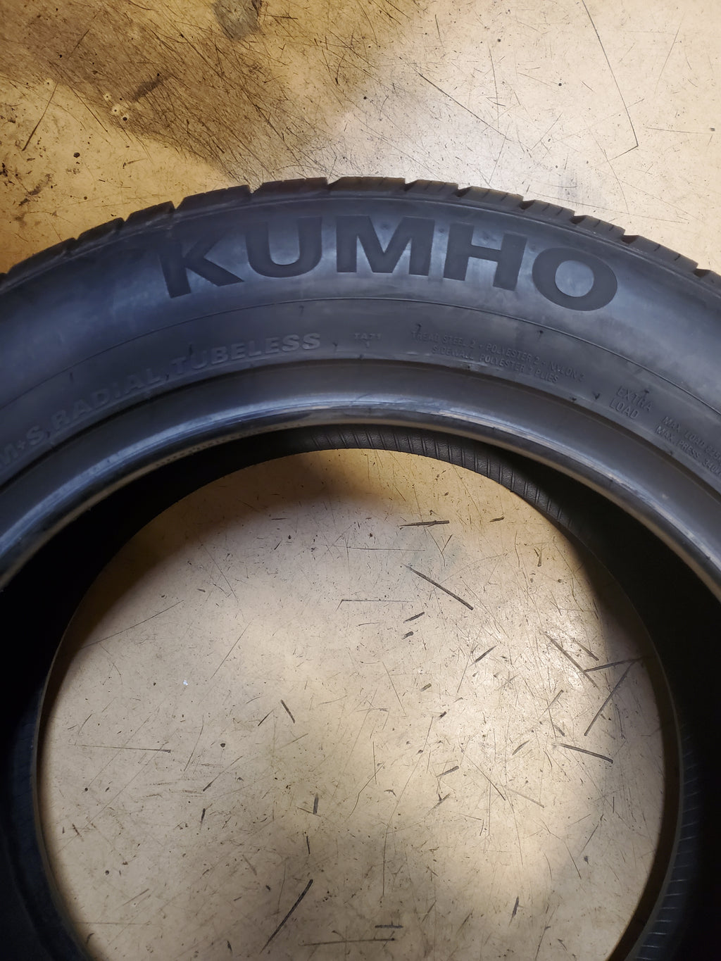 NOS KUMHO SOLUS TA71 BSW P 225 55 17 101V XL UHP TIRE 2169683