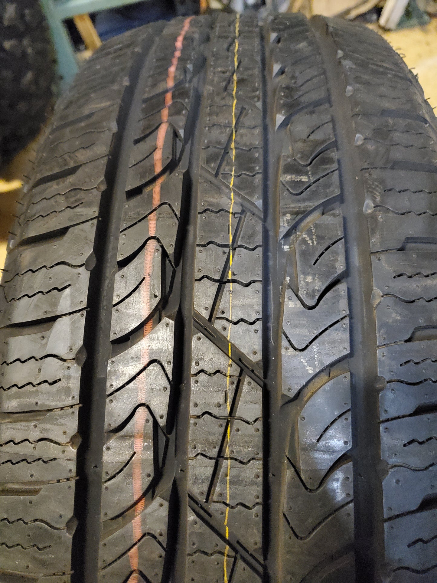 NOS NEXEN ROADIAN HTX RH5 BSW P 245 55 19 103T ALL SEASON TIRE 14326NXK