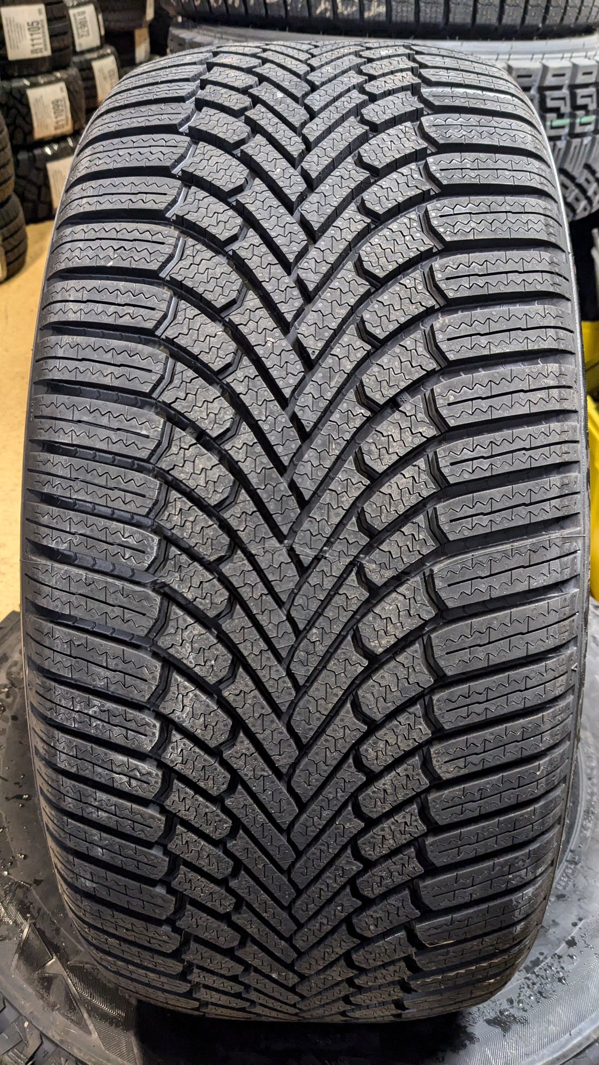 2 BRIDGESTONE BLIZZAK 6 BSW P 275 40 21 107W XL WINTER TIRE 014710
