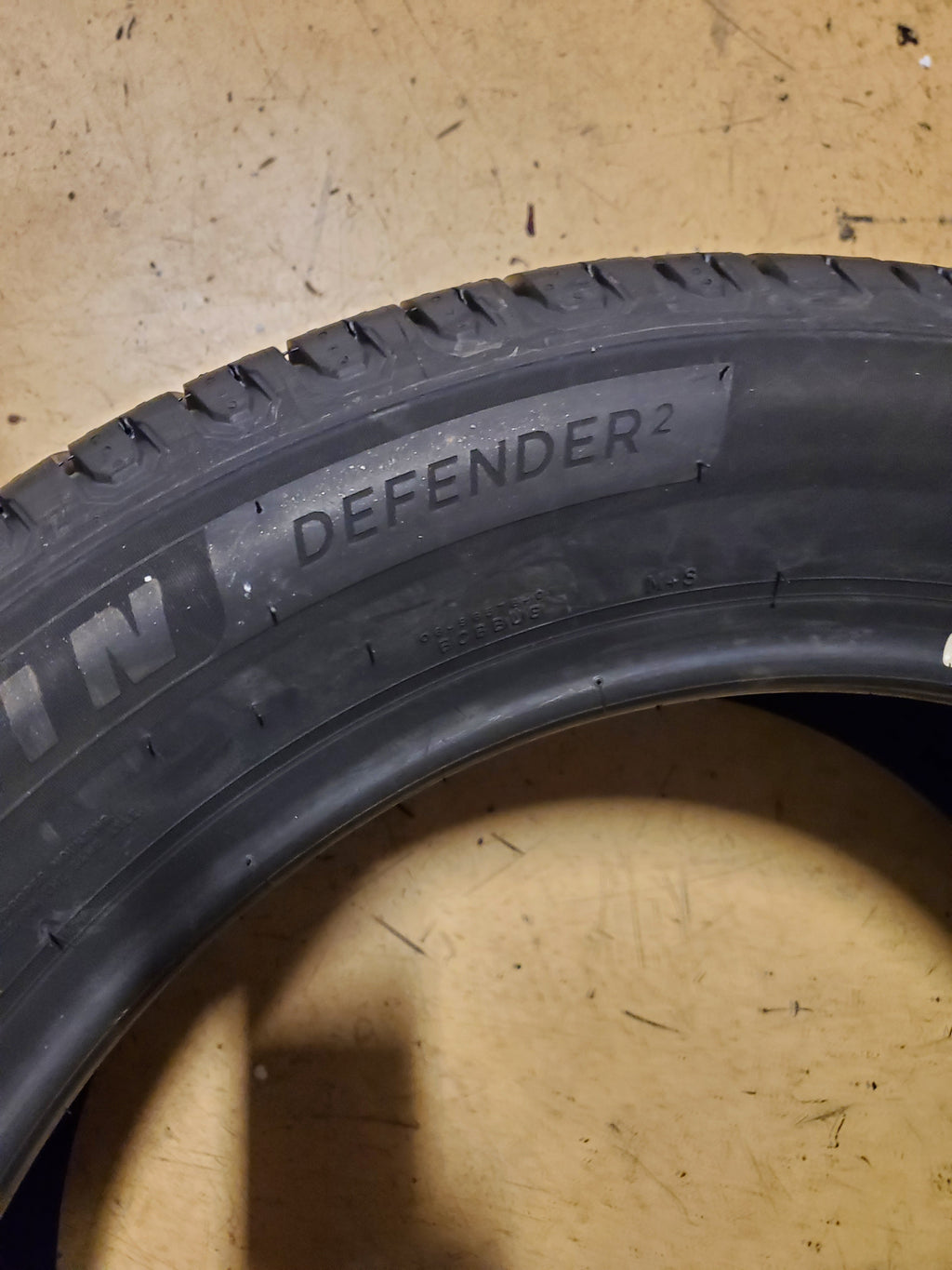 2 MICHELIN DEFENDER 2 BSW P 255 50 19 107H XL ALL SEASON TIRE 80655