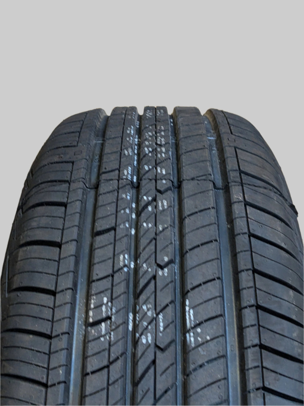 NEW COOPER CS5 GRAND TOURING P 235 65 17 104T SL ALL SEASON TIRE  90000020172