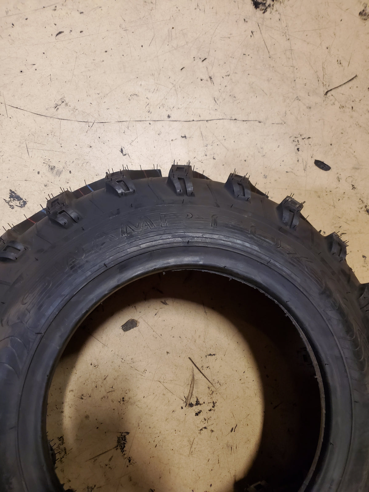 AMS SWAMPFOX BSW AT 25 11 12 53J 6PLY ATV/UTV TIRE 03201419