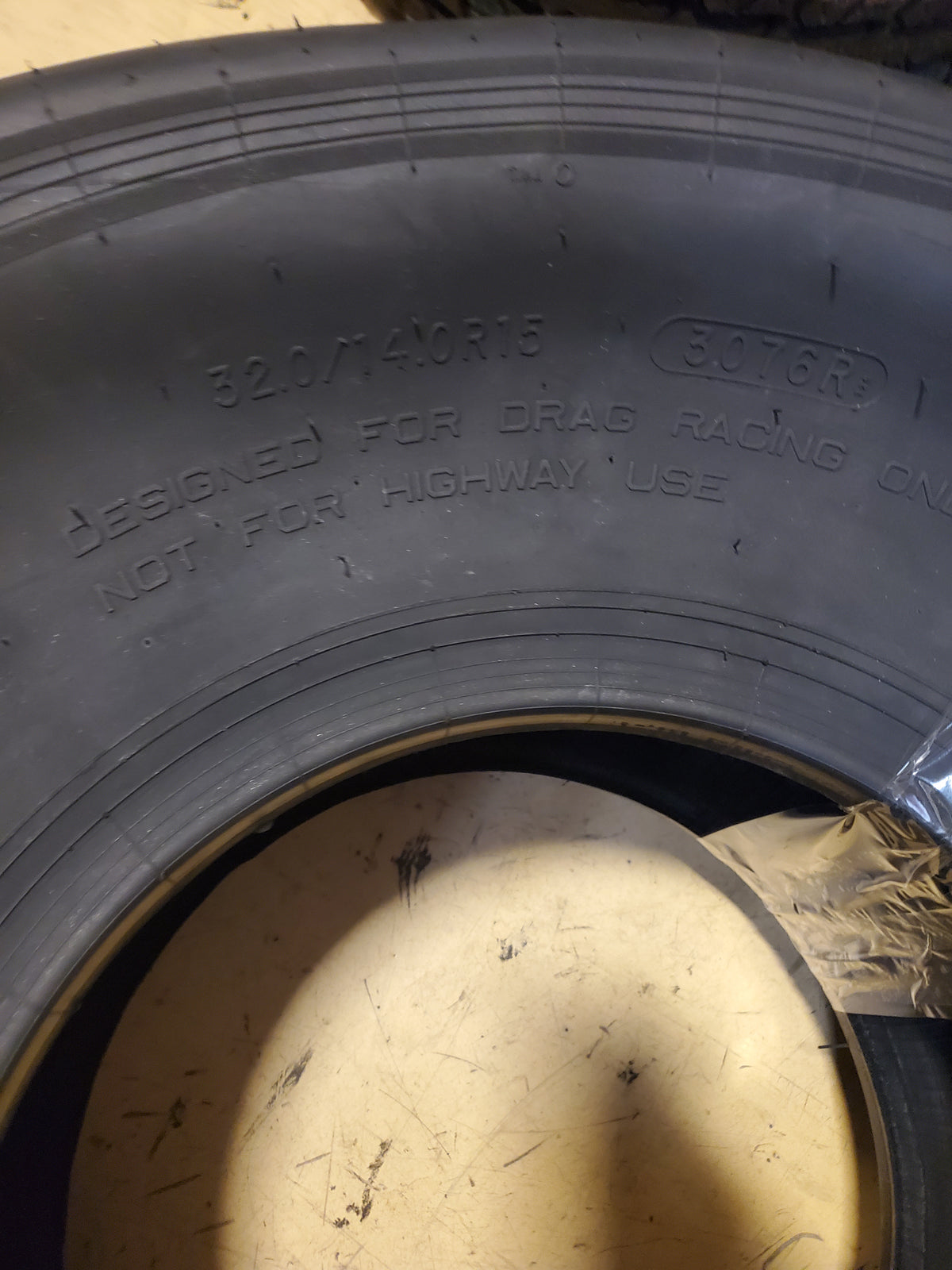 MICKEY THOMPSON PRO DRAG RADIAL BSW  32 14 15 DRAG TIRE 250851