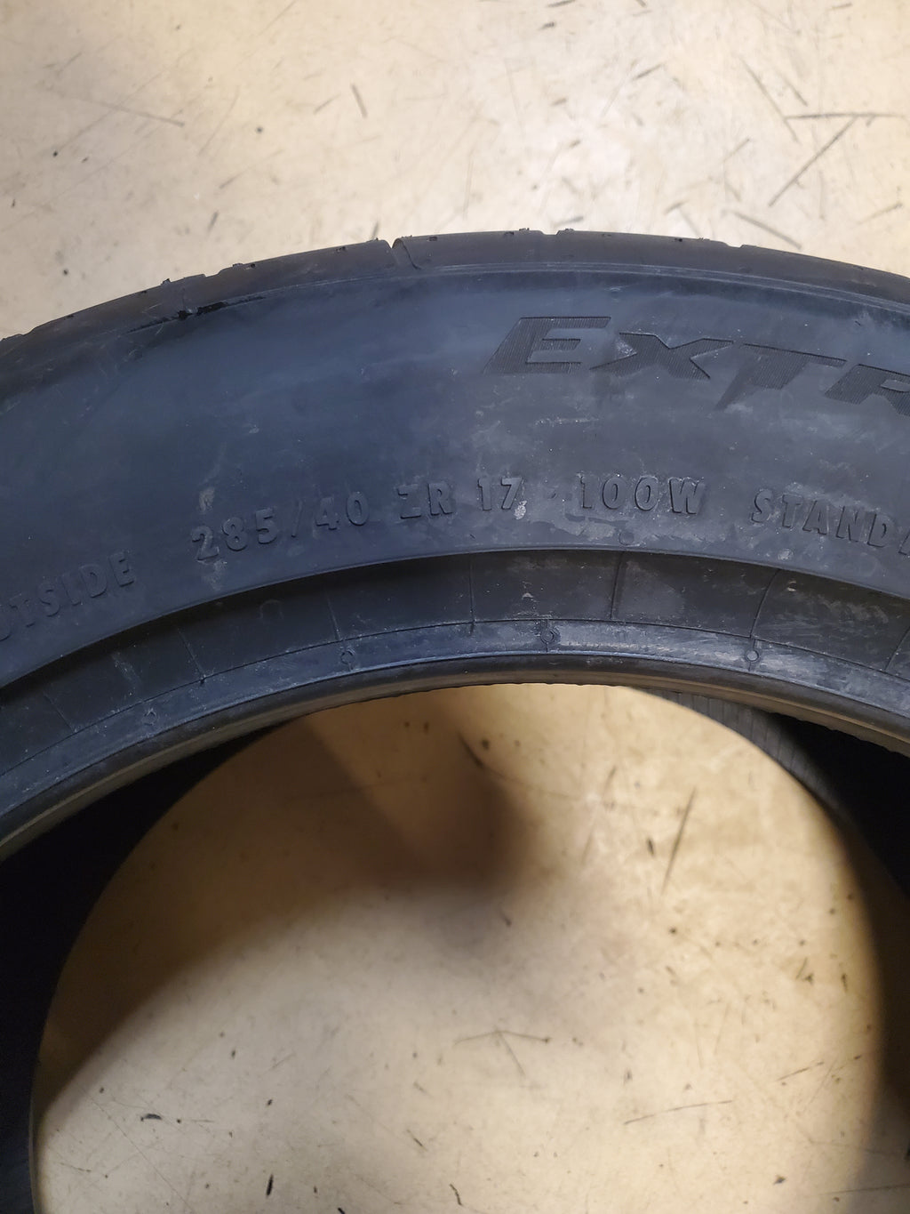 CONTINENTAL EXTREMECONTACT SPORT 02 P 285 40 17 100W UHP TIRE 03125070000