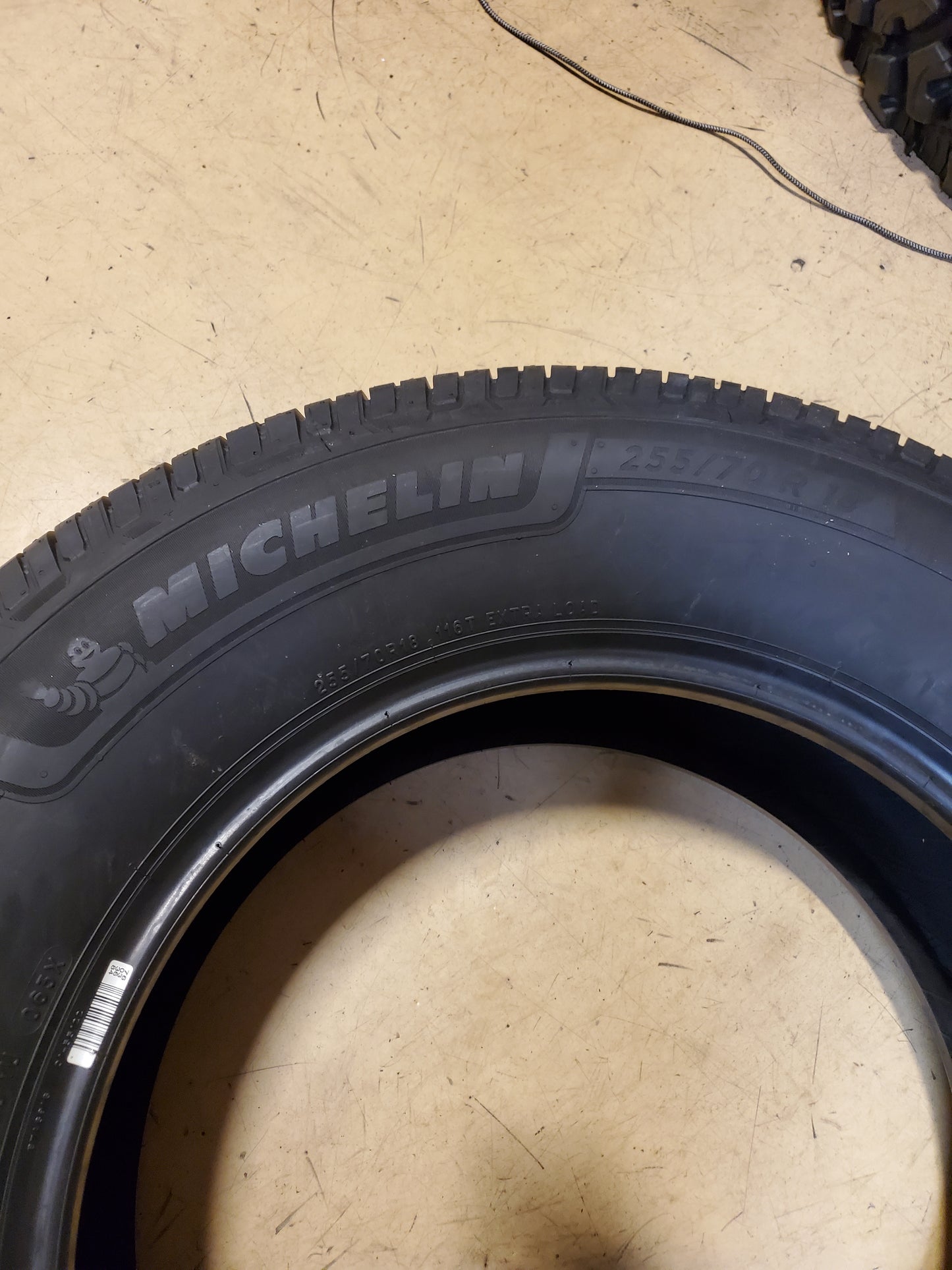 MICHELIN DEFENDER LTX M/S 2 BSW P 255 70 18 116T XL ALL SEASON TIRE 03101