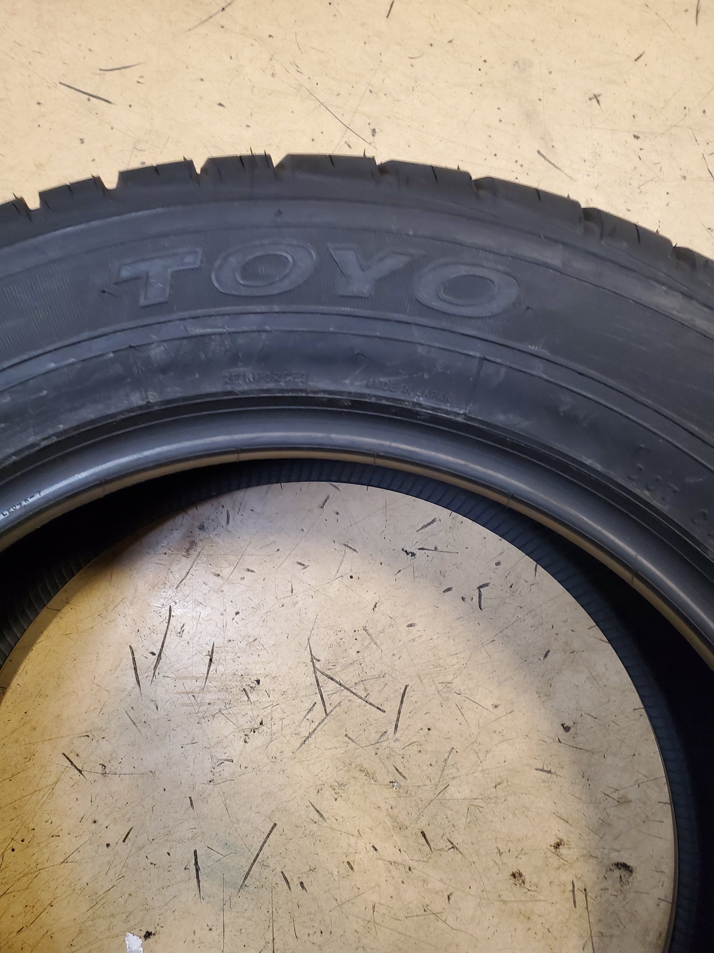 NOS TOYO PROXES S/T BSW P 305 50 20 120V ALL SEASON TIRE 242350