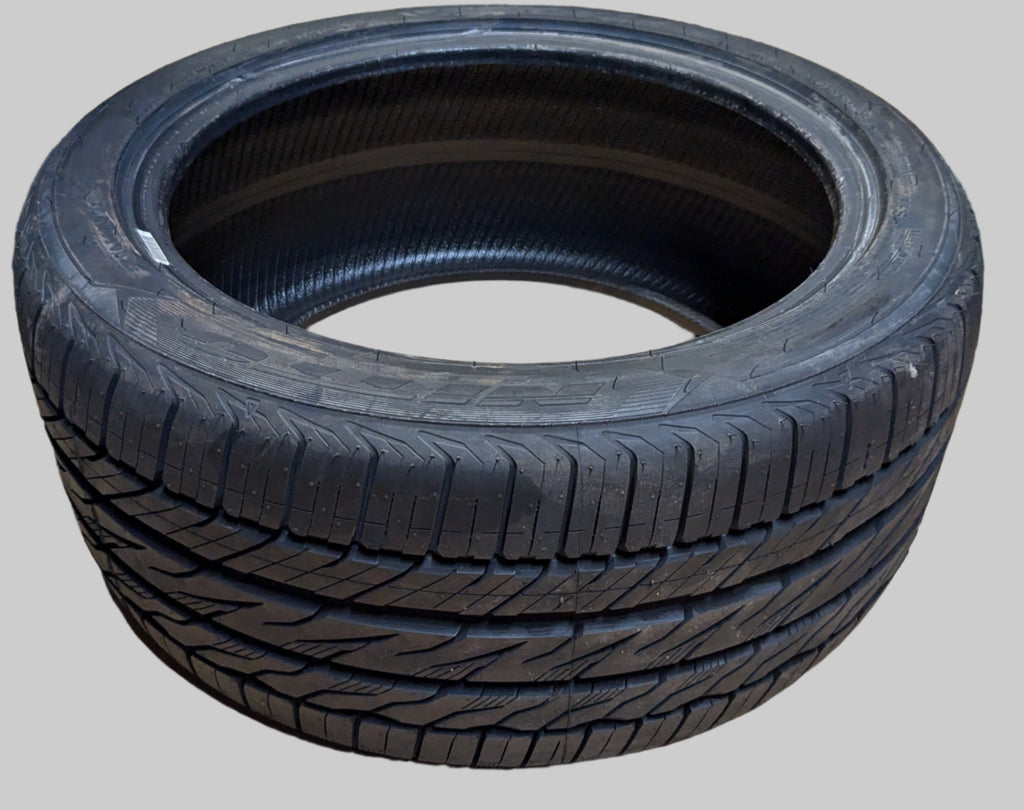 NITTO MOTIVO P 245 40 17 95W XL ULTRA HIGH PERFORMANCE TIRE 210100