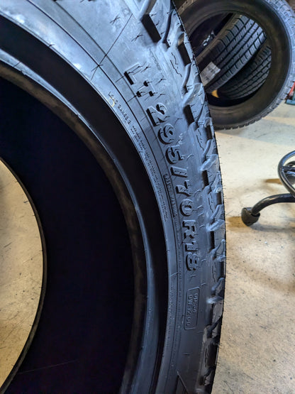 NOS NITTO TRAIL GRAPPLER M/T BSW LT 295 70 18 129/126Q 10PLY MUD TERRAIN TIRE 205780