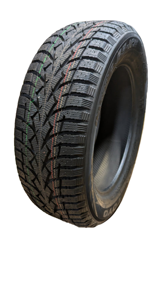 NOS TOYO OBSERVE G3 ICE BSW P 225 60 18 104T XL WINTER TIRE TIRE 138190