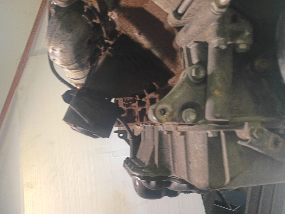 USED GENUINE ENGINE MOTOR 01-04 TOYOTA 4.7L V8 2UZ-N83FC