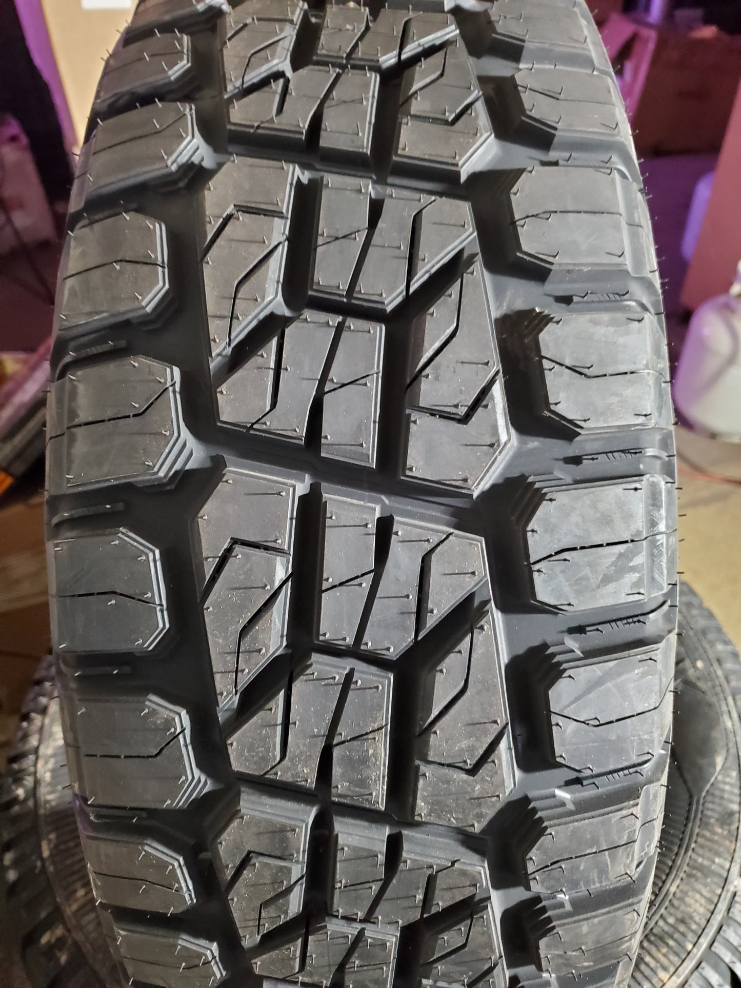 DELINTE DX 20 BANDIT X/T BSW P 225 60 18 104V XL EXTREME TERRAIN TIRE 833686