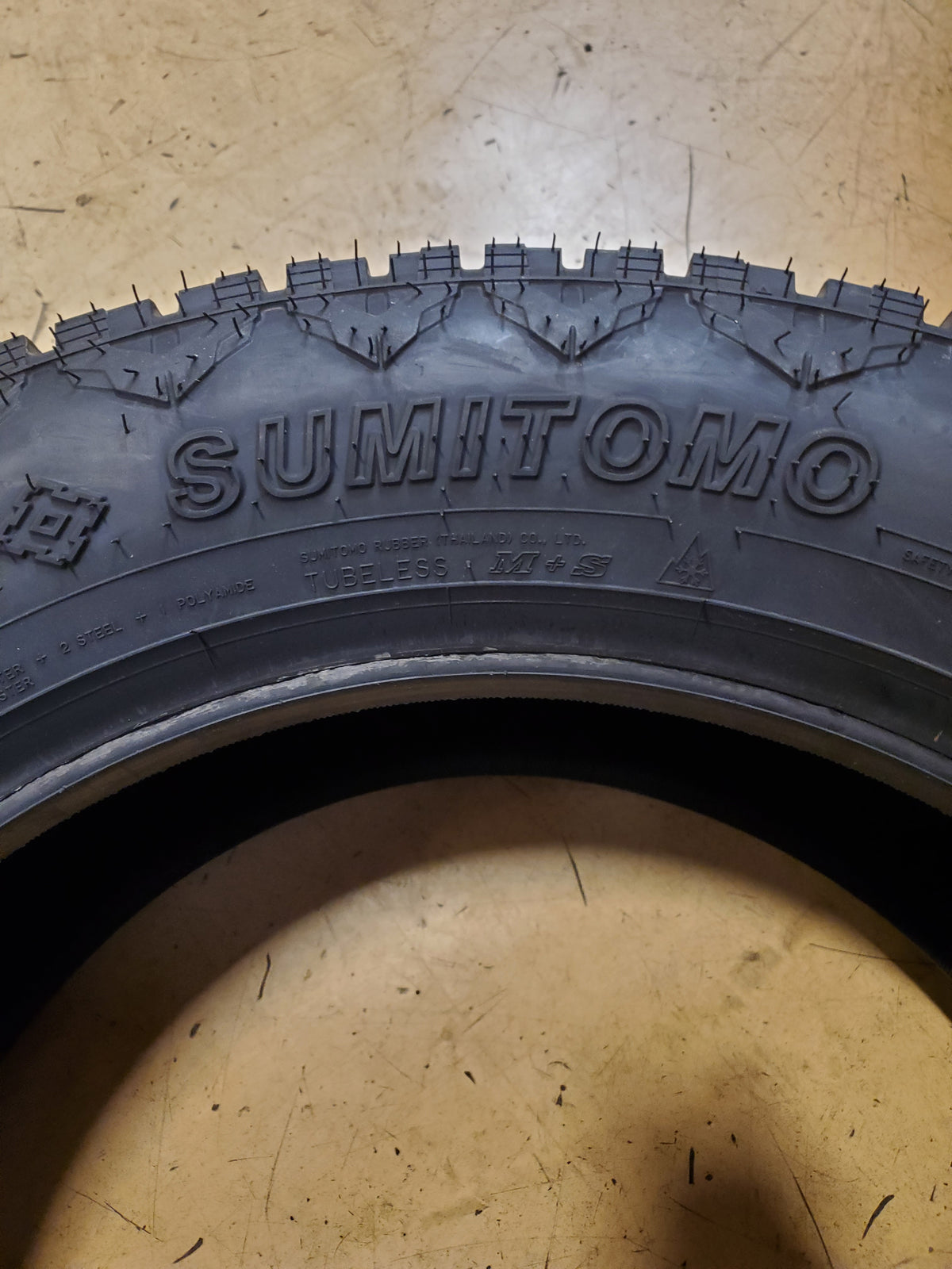SUMITOMO ENCOUNTER AT2 BSW P 275 55 20 117T XL ALL TERRAIN TIRE AT273