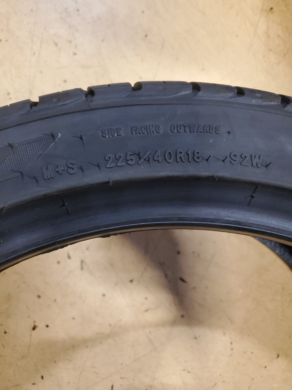 2 GOODYEAR EAGLE SPORT ALL-SEASON BSW P 225 40 18 92W XL  TIRE 109055366