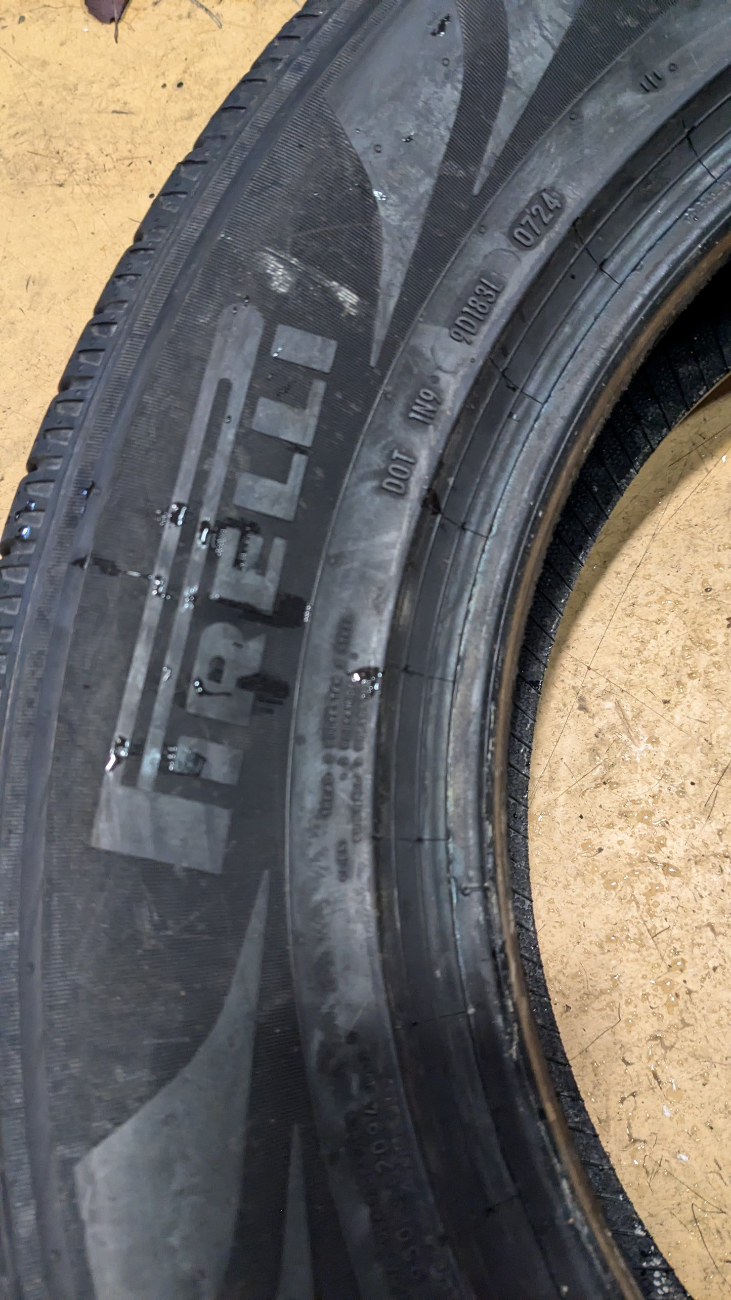 2 PIRELLI SCORPION ALL SEASON PLUS 3 BSW P 235 65 18 106V ALL SEASON TIRE 3918300
