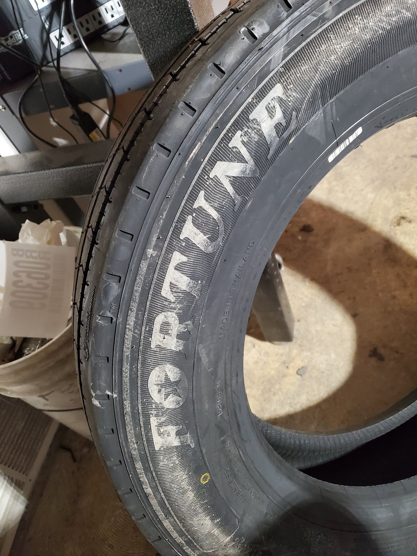 FORTUNE FAR602 BSW LT 225 70 19.5 128/126L 14PLY ALL POSITION TIRE 2511030602