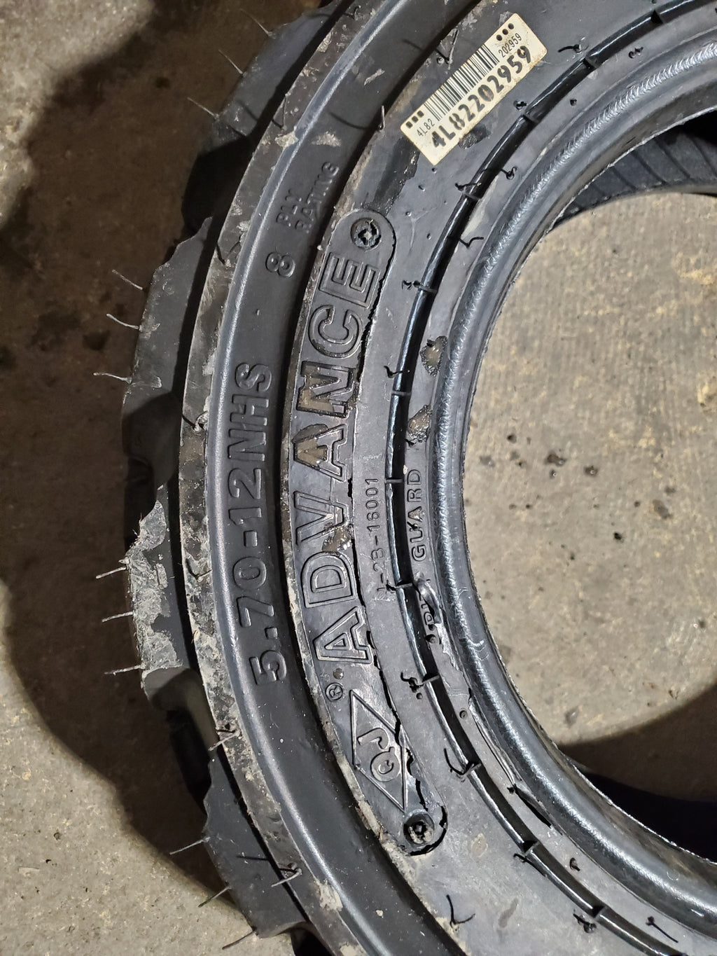 ADVANCE SIDEWINDER MUDDER XHD BSW  5.70 12 8PLY SKID STEER TIRE 16000G