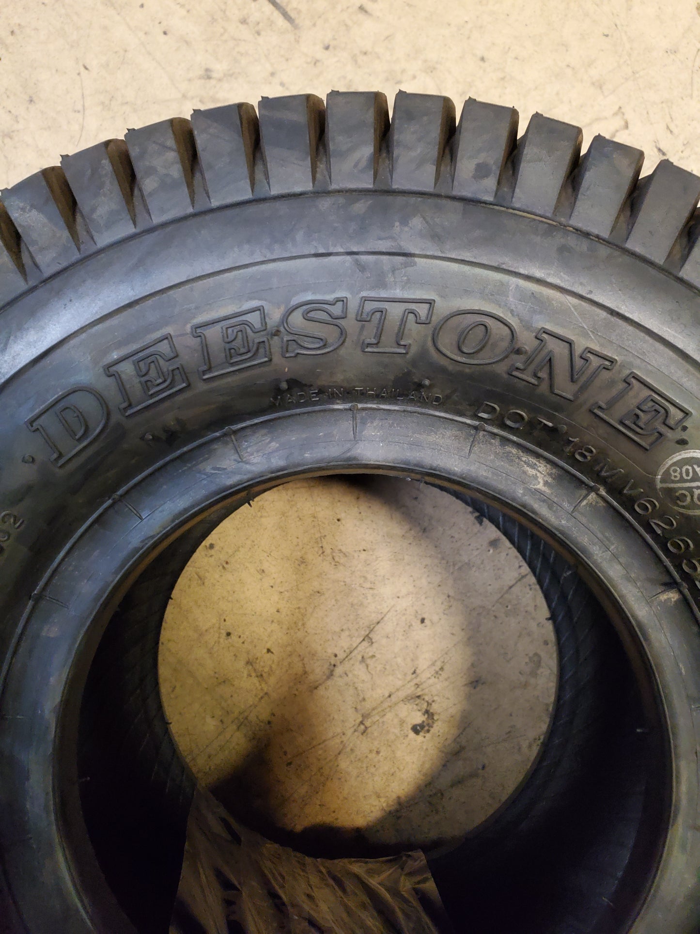 DEESTONE D265 BSW 15 6 6 4PLY LAWN TIRE DS7026