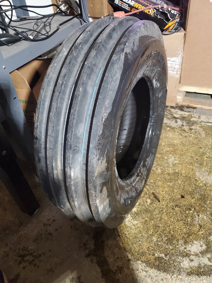 HARVEST KING FRONT FARM 4R BSW  9.5 15 8PLY TRAILER TIRE HK4R31