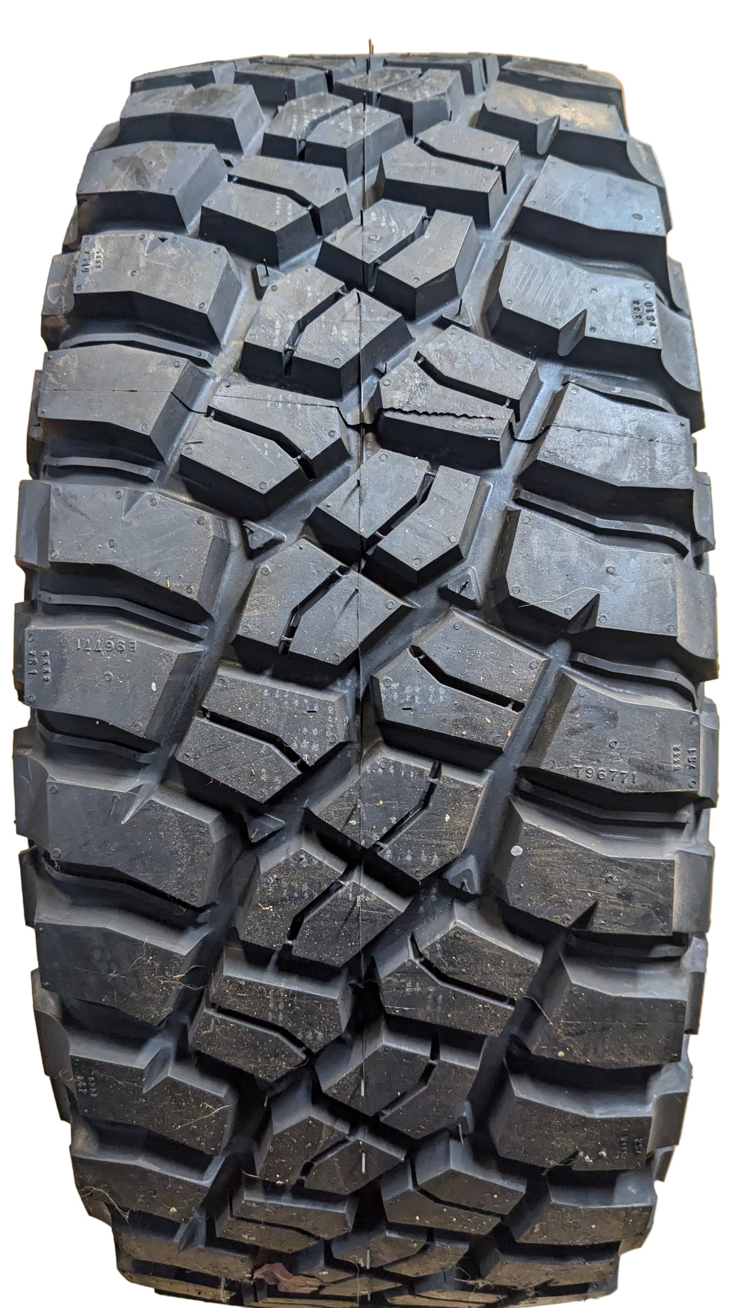 BFGOODRICH MUD TERRAIN T/A KM3 BSW LT 265 60 18 119/116Q 10PLY 81901