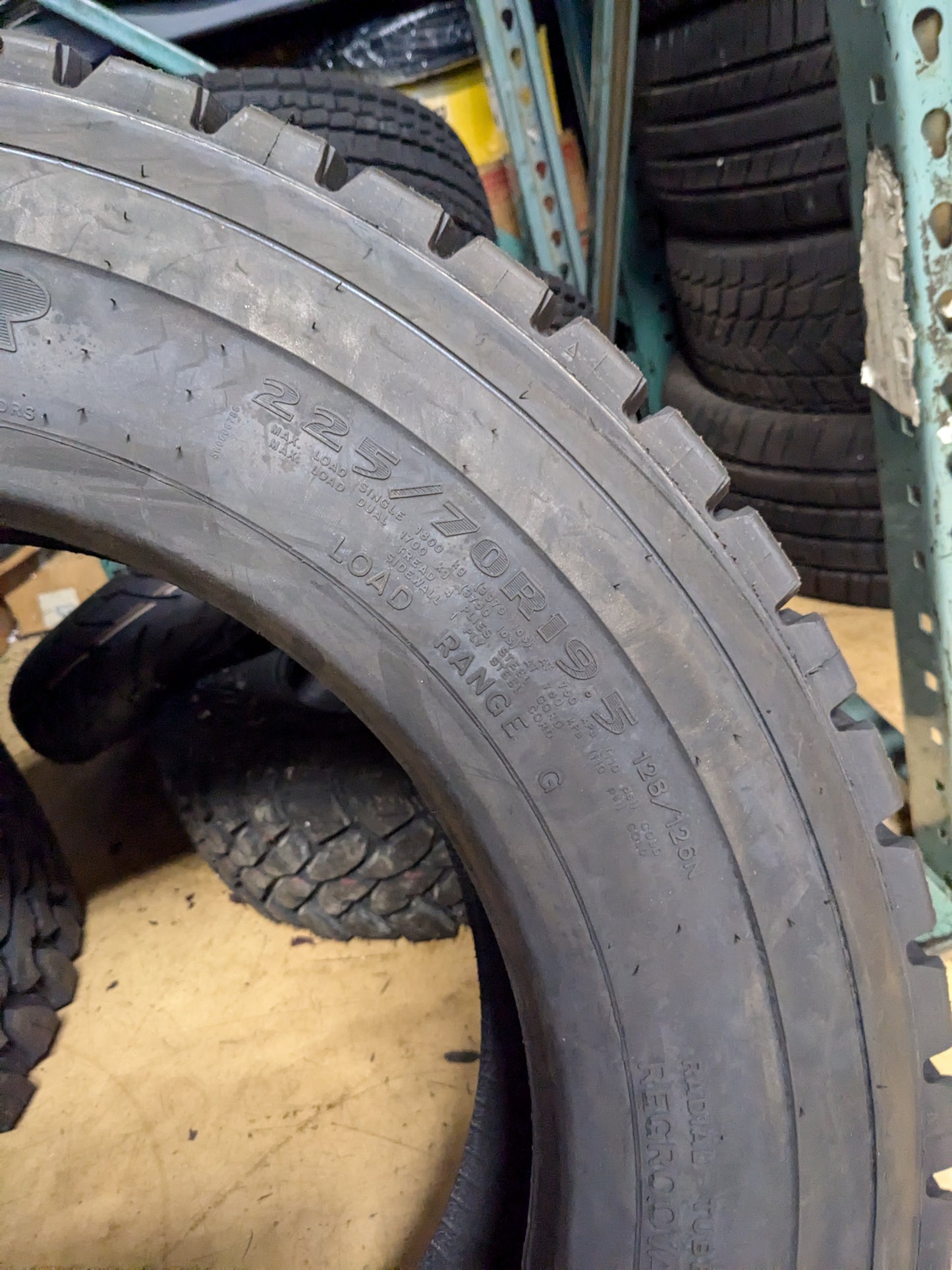 GOODYEAR G622 RSD 225 70 19.5 128/126N LRG 14PLY DRIVE TIRE 139755205