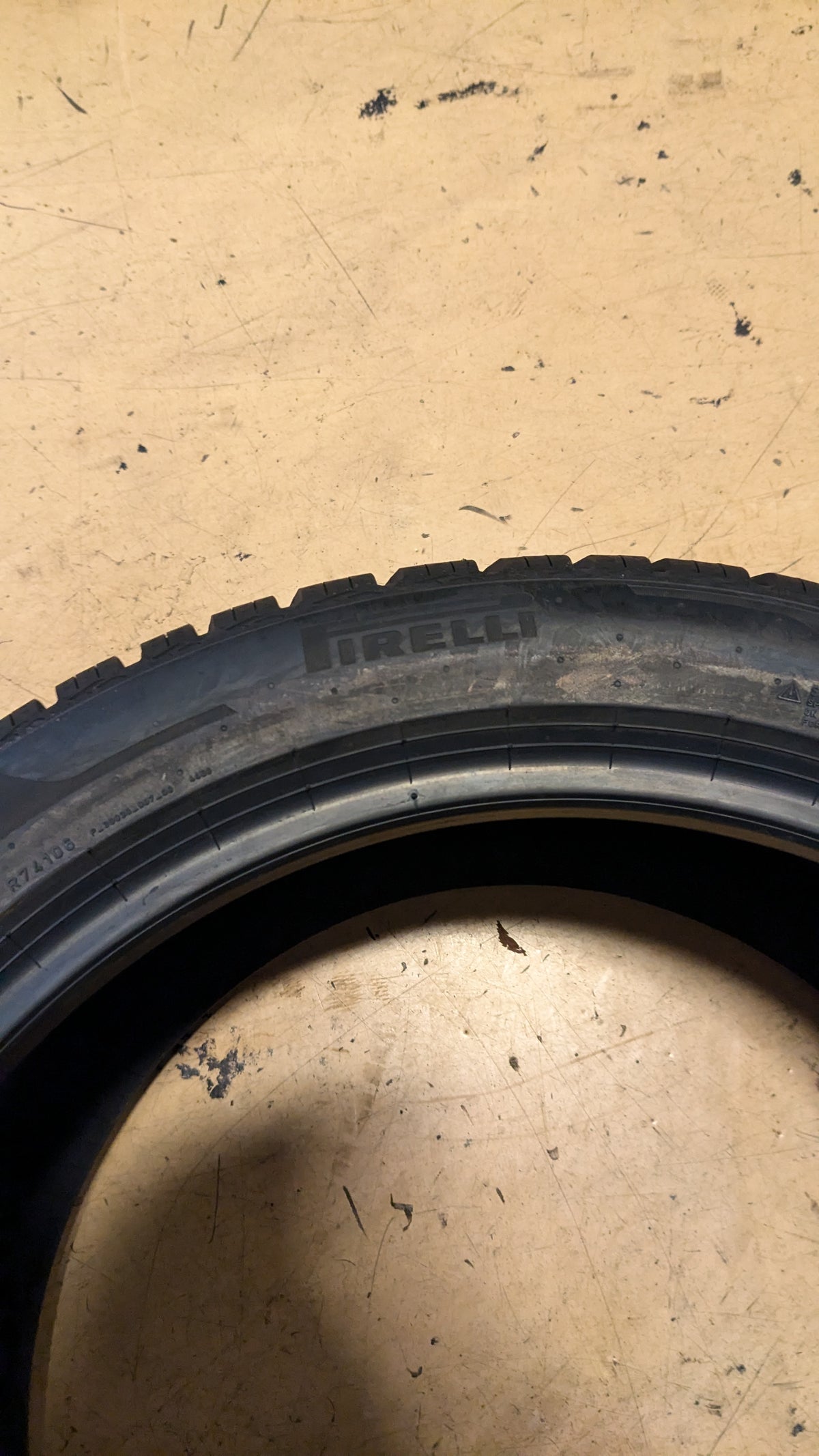 PIRELLI CINTURATO WEATHERACTIVE BSW P 255 40 18 95Y ALL SEASON TIRE 4164200