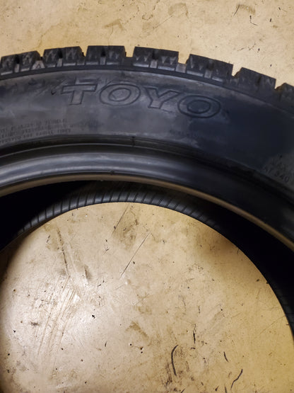 NOS TOYO OBSERVE GARIT KX BSW P 235 45 17 97H WINTER TIRE 149620