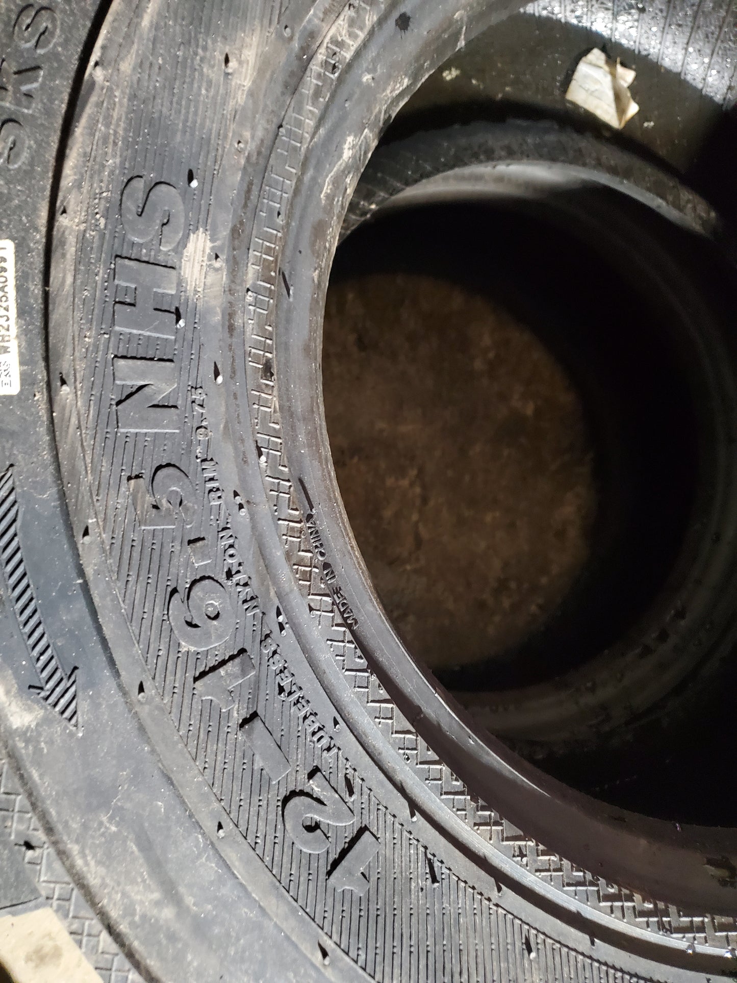HORSESHOE SKS1 BSW  12 16.5 T168 14PLY SKIDSTEER TIRE K2112210Q1X2