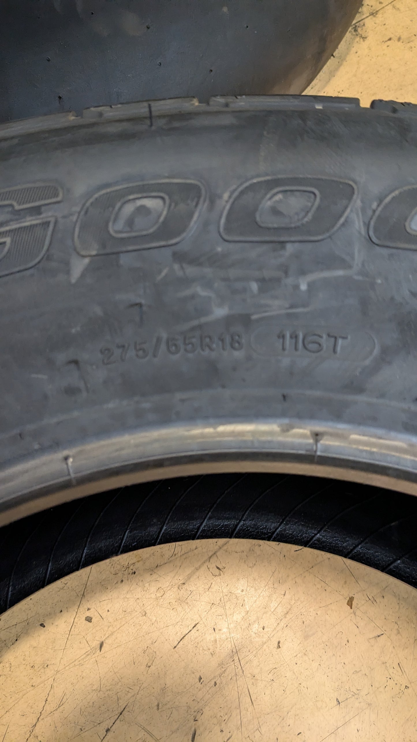 BFGOODRICH ADVANTAGE T/A SPORT LT BSW P 275 65 18 116T  ALL SEASON TIRE 36339