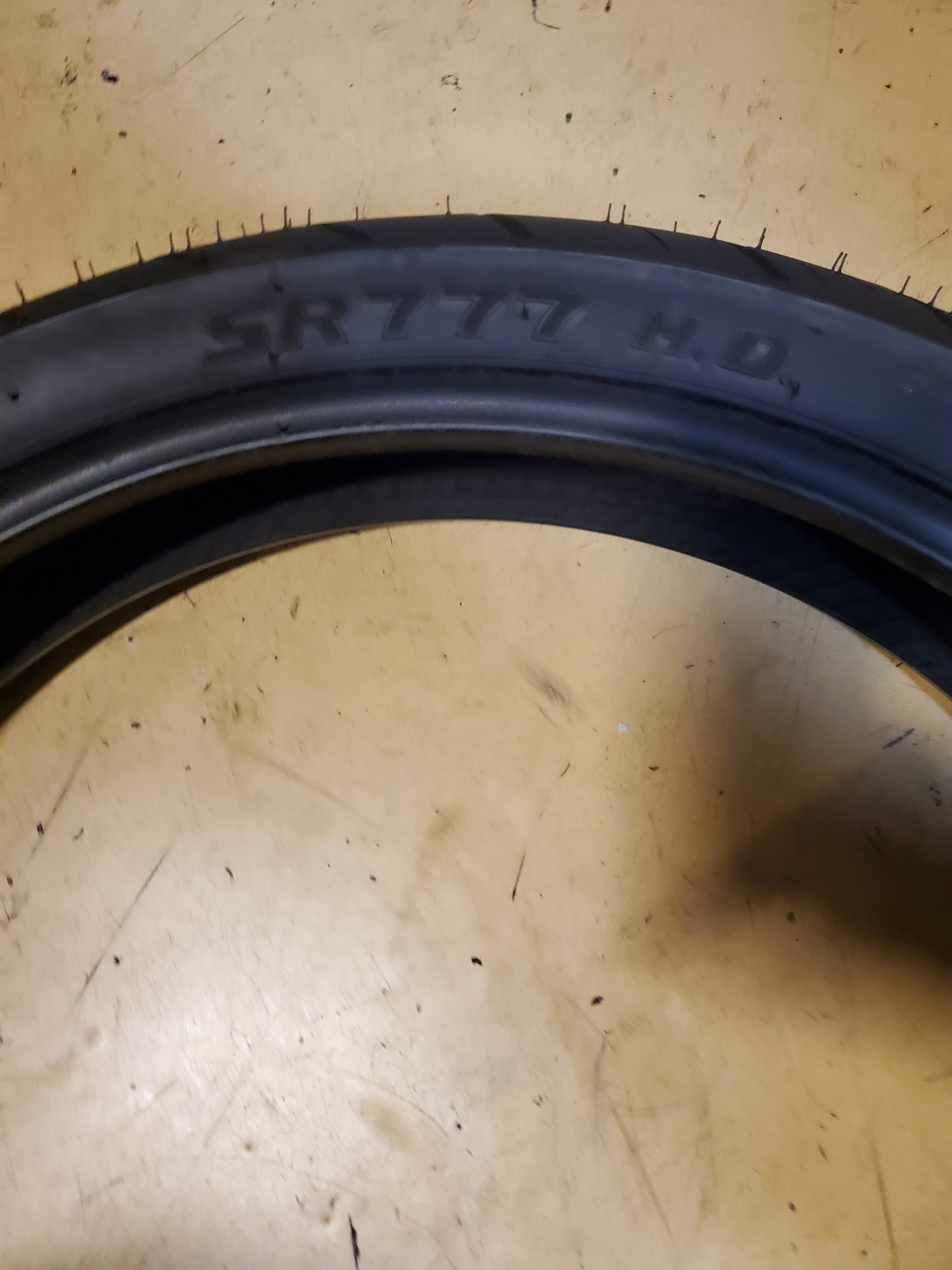 SHINKO SR77 HD BSW P 130 60 19 67H MOTORCYCLE TIRE ‎874606