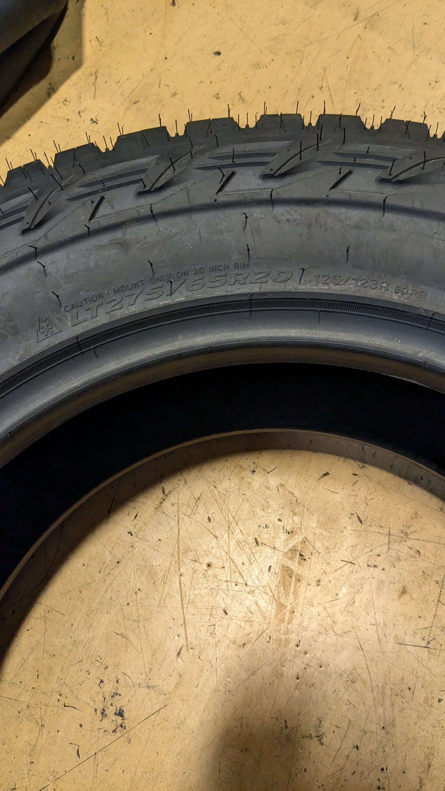 HANKOOK DYNAPRO XT RC10 BSW LT 275 65 20 126/123R 10PLY ALL TERRAIN 2021388