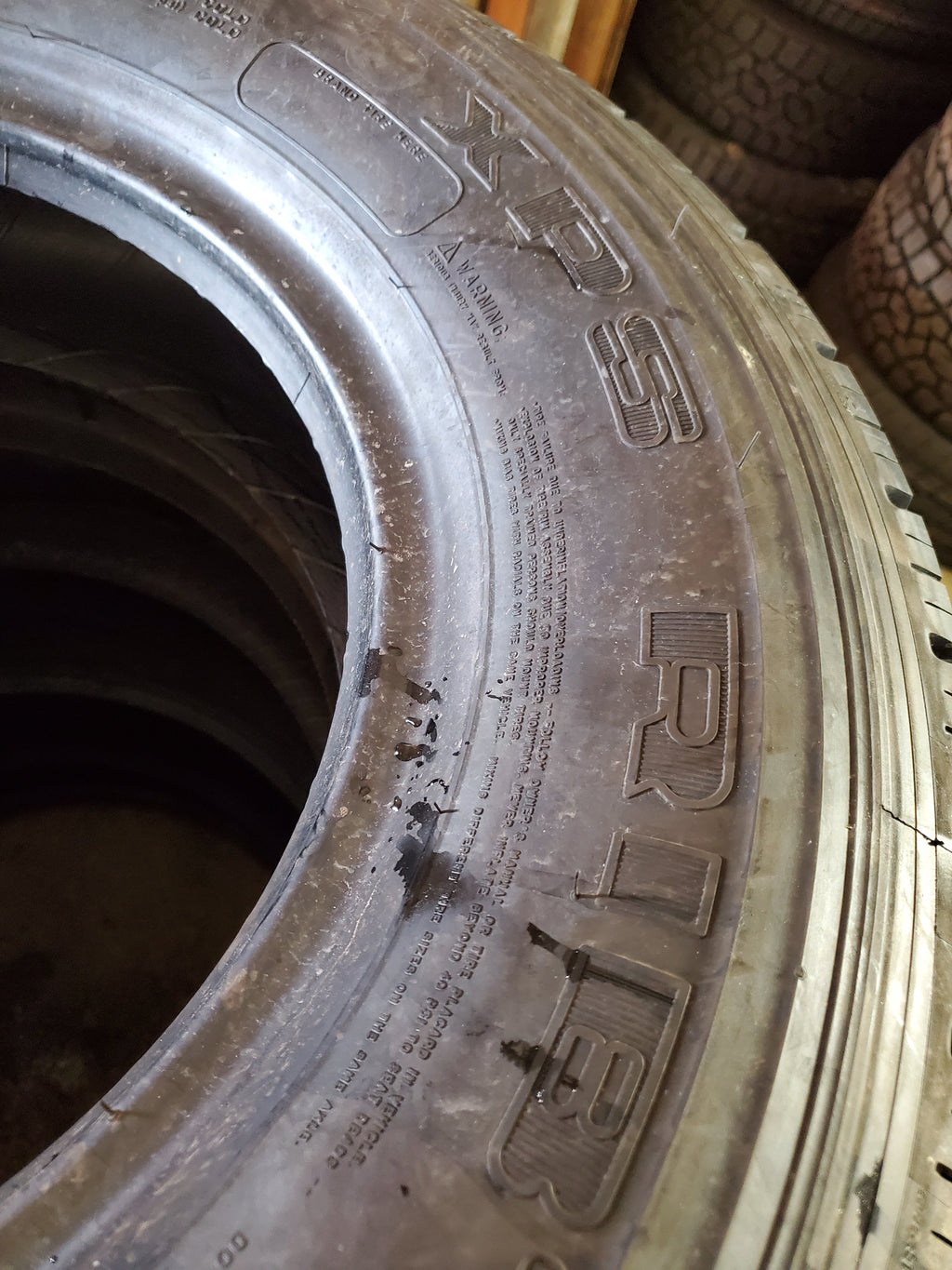 MICHELIN XPS RIB BSW LT 225 75 16 115Q 10PLY RIB TRUCK TIRE 08404