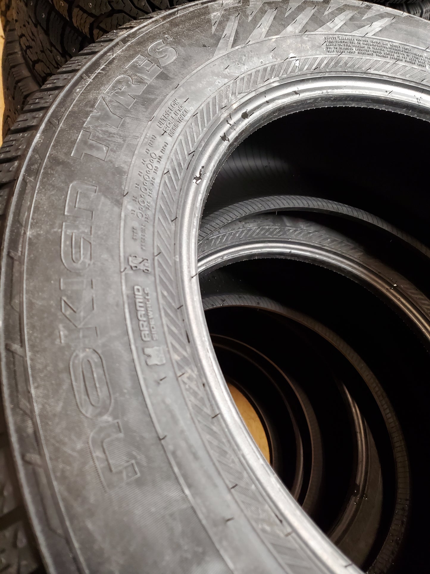 4 NOKIAN HAKKAPELIITTA R5 SUV BSW P 255 60 18 112R XL WINTER TIRE T432217
