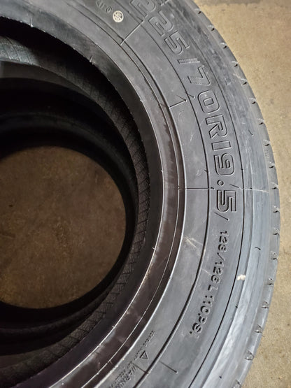 IRONHEAD IAR220 BSW LT 225 70 19.5 128/126L 14PLY ALL POSITION TIRE 5548293