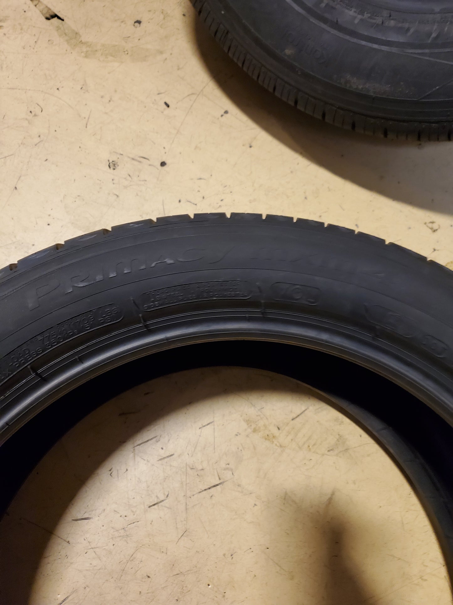 MICHELIN PRIMACY MXM4 BSW P 235 50 19 99H ALL SEASON TIRE 07307