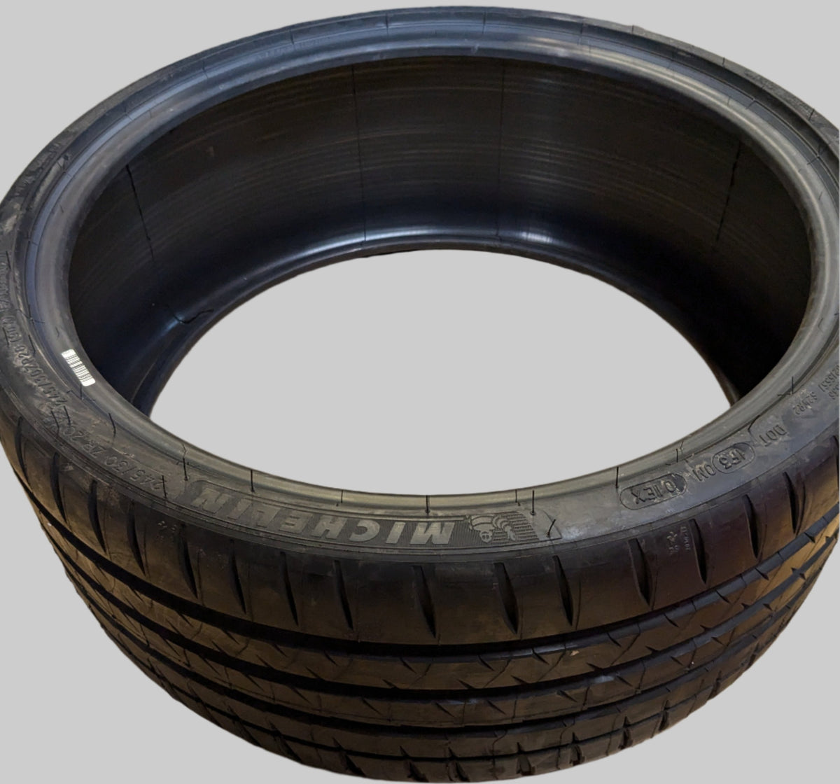 MICHELIN PILOT SPORT 4S P 245 30 20 90Y XL UHP TIRE 32528