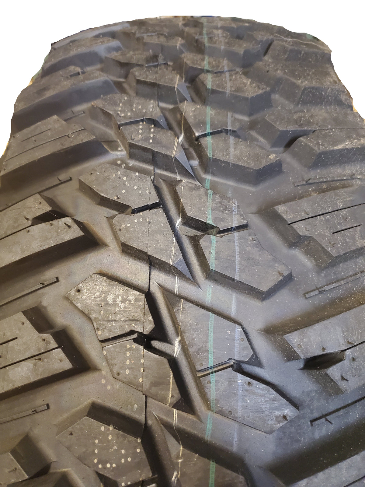 KANATI MUD HOG M/T BSW LT 35 12.5 15 113Q 6PLY MUD TIRE L1535125C