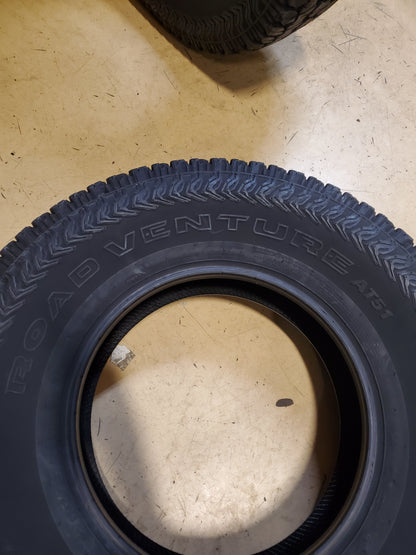4 KUMHO ROAD VENTURE AT51 BSW P 265 75 16 114T ALL TERRAIN TIRE 2178123