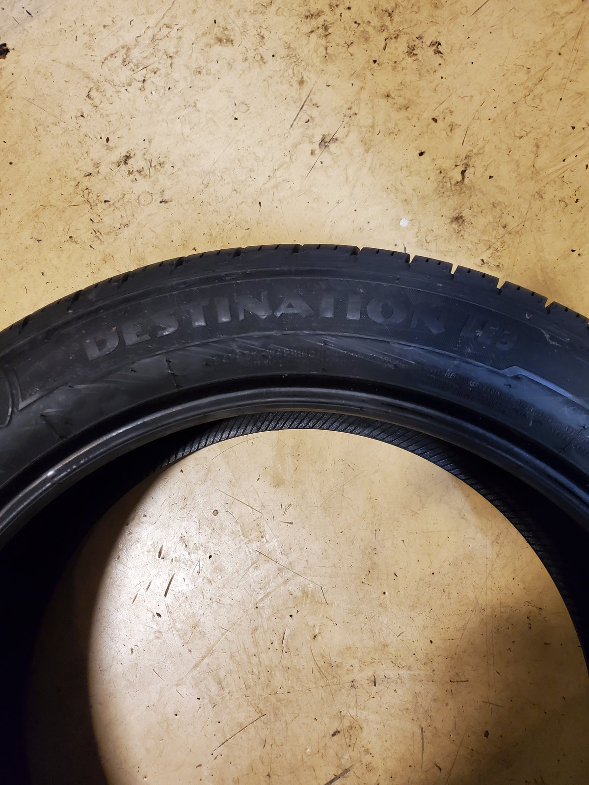 FIRESTONE DESTINATION LE3 BSW P 235 50 19 99H ALL SEASON TIRE 005395