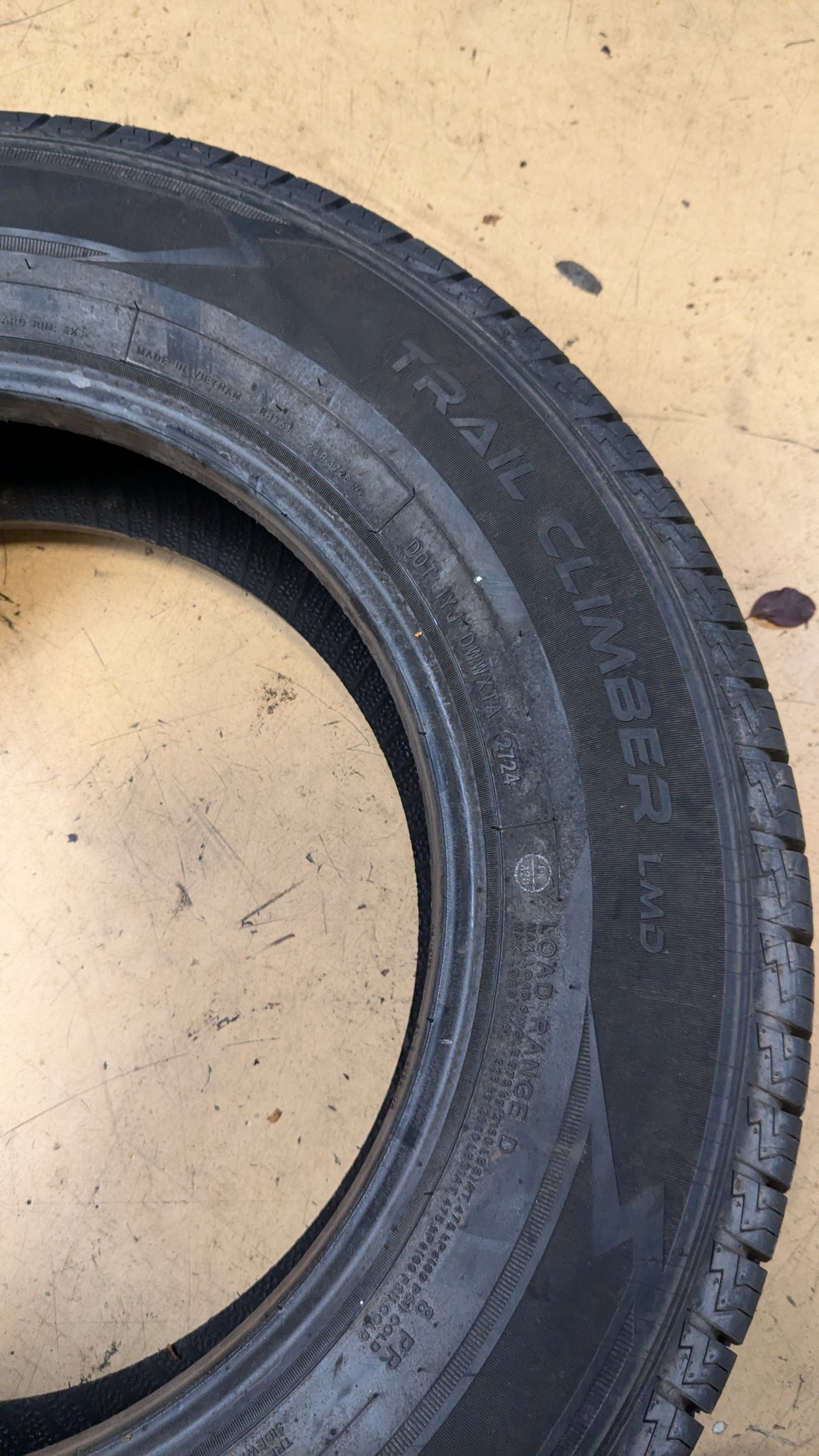 SUMMIT TRAIL CLIMBER LMD BSW LT 195 75 16 107/105R 6PLY ALL SEASON TIRE 20723